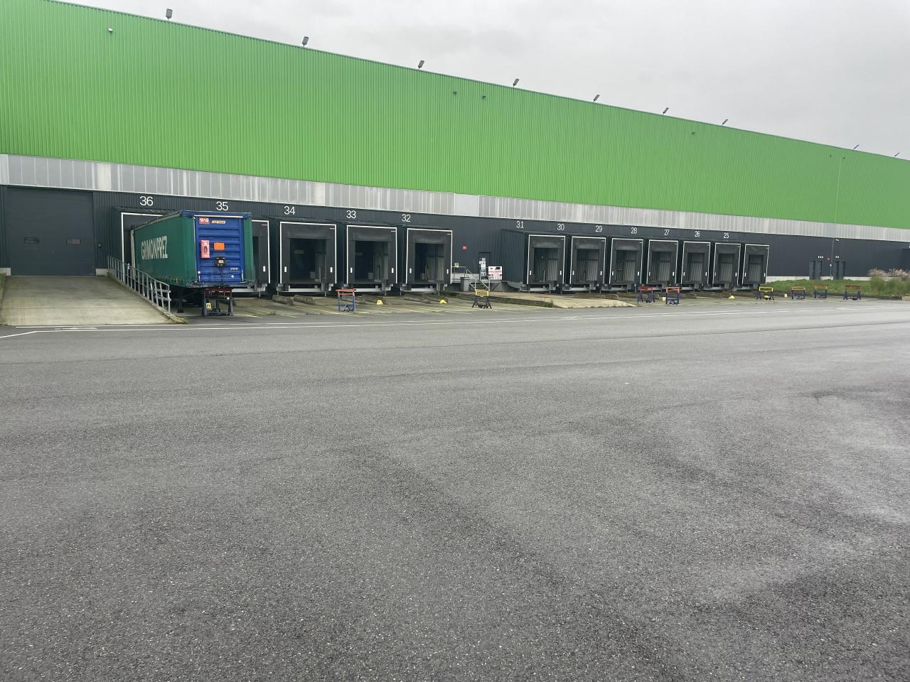 Entrepôt classe a Dourges 12827m² Location entrepôt classe a Dourges Pas-de-Calais OLLOG2418847 0